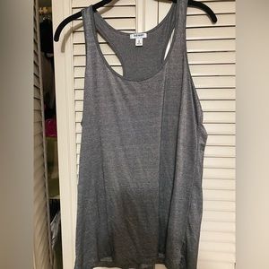 👩🏼‍💻💼 Old Navy Charcoal/Silver Tank